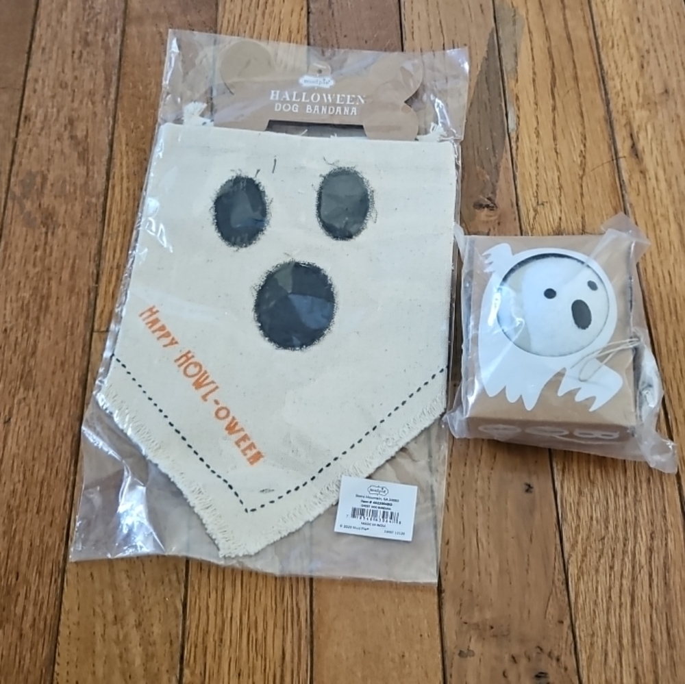 Mudpie Halloween Ghost Dog Bandana And Ball New NWT Mud Pie